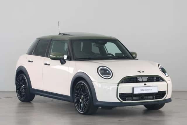 MINI Cooper (2026) thumbnail 3