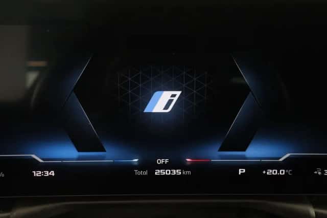 BMW i4 (2025) thumbnail 4
