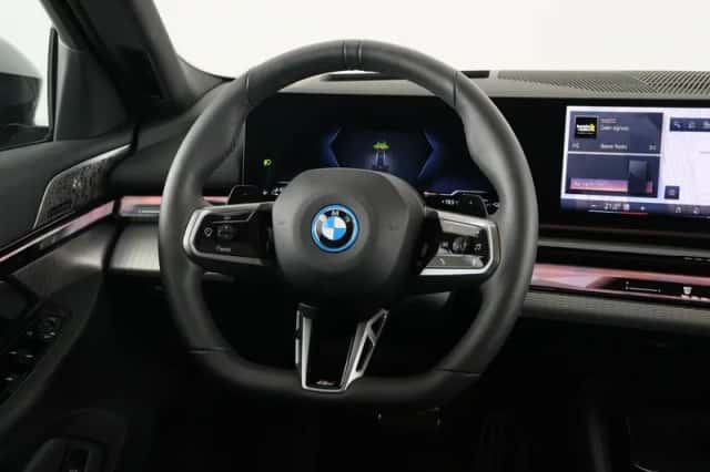 BMW 5-Serie (2026) thumbnail 2