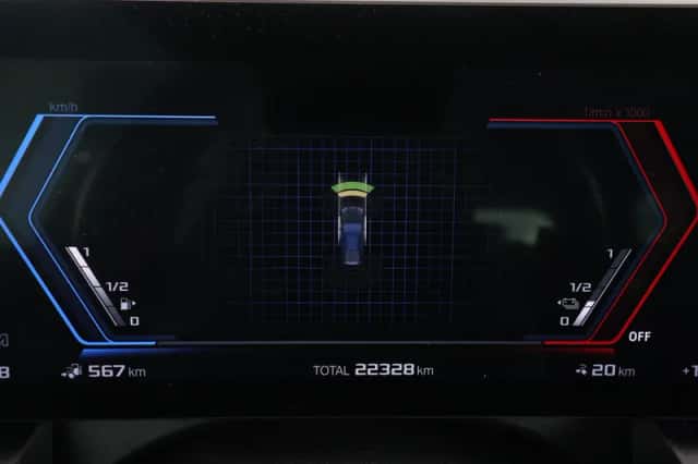 BMW M5 (2025) thumbnail 4