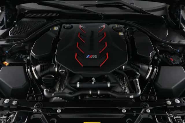 BMW M5 (2025) thumbnail 5