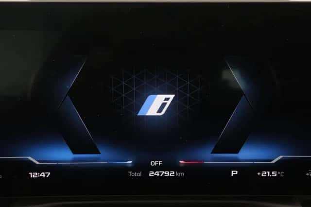 BMW i4 (2026) thumbnail 4