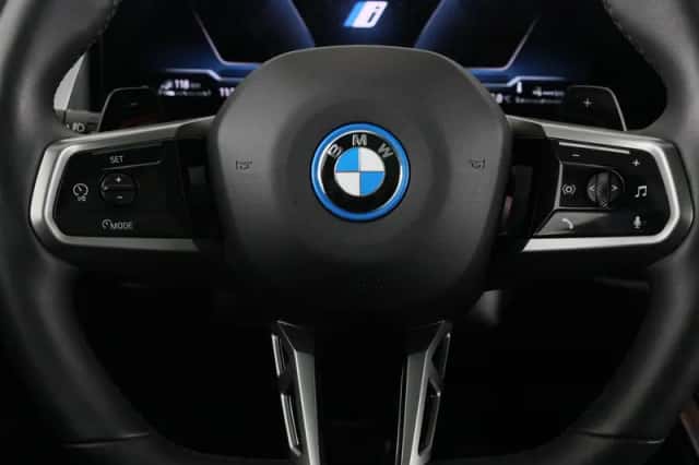 BMW X3 (2026) thumbnail 3