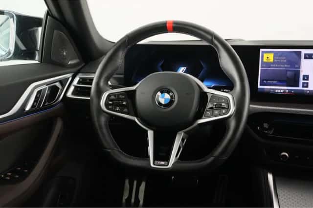 BMW i4 (2026) thumbnail 2