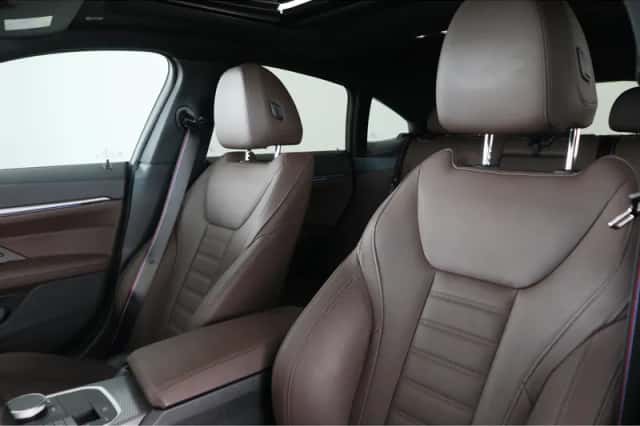 BMW i4 (2026) thumbnail 6