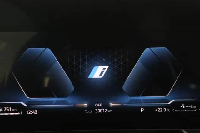BMW X1 (2025) thumbnail 4