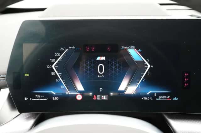 BMW X1 (2023) thumbnail 3