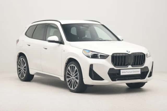 BMW X1 (2023) thumbnail 6