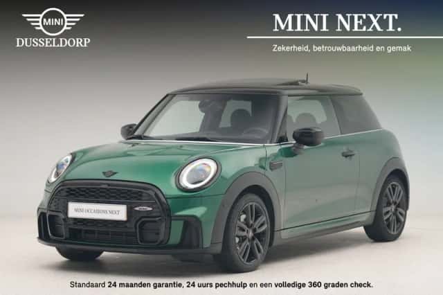 MINI John Cooper Works (2023) thumbnail 1