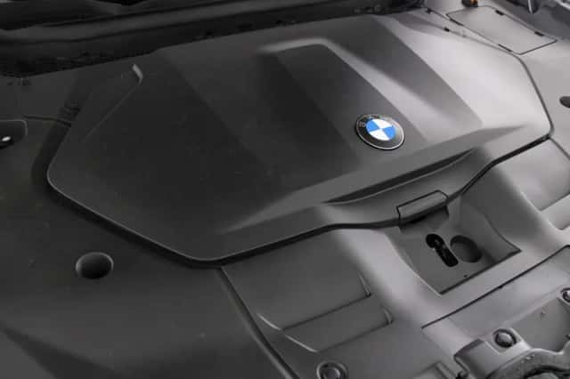 BMW iX3 (2026) thumbnail 3