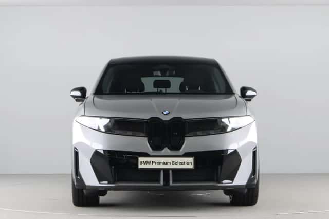 BMW iX3 (2026) thumbnail 5
