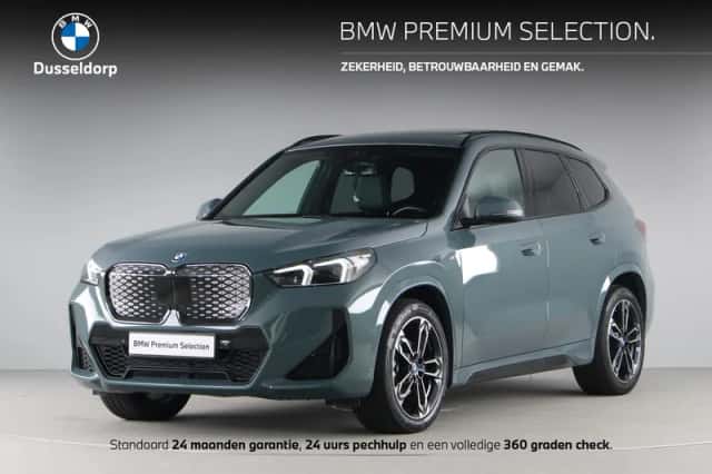 BMW iX1 (2025) thumbnail 1