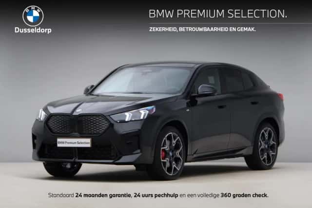 BMW iX2 (2024) thumbnail 1