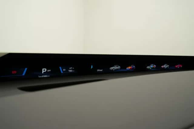 BMW iX3 (2026) thumbnail 3