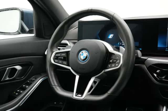 BMW 3-Serie (2025) thumbnail 2