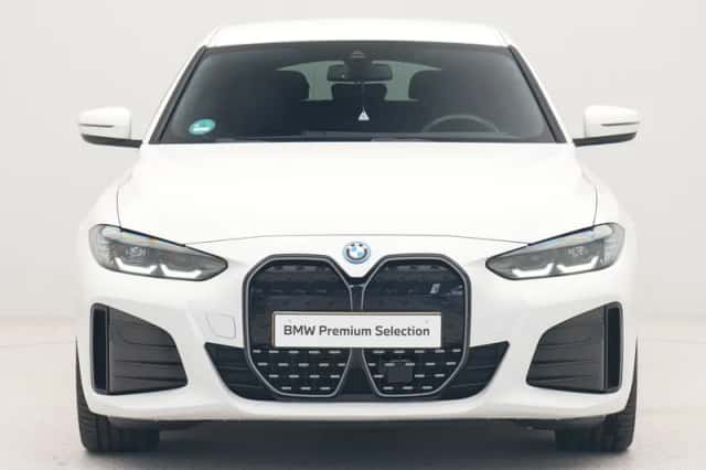 BMW i4 (2025) thumbnail 5