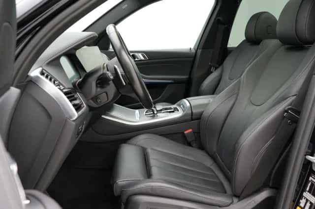 BMW X5 (2022) thumbnail 5