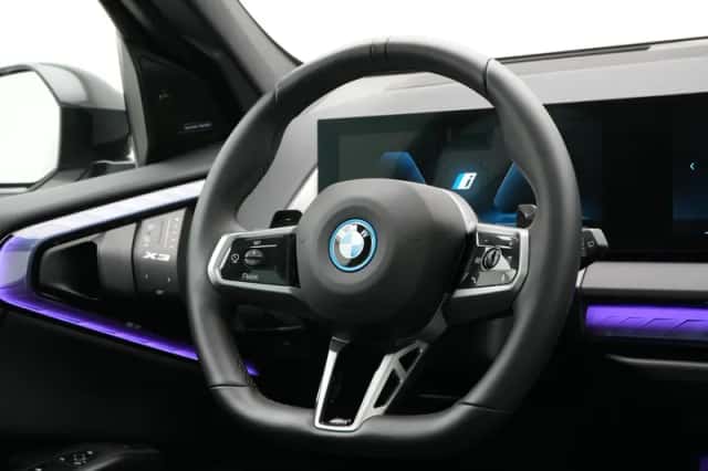 BMW X3 (2025) thumbnail 2