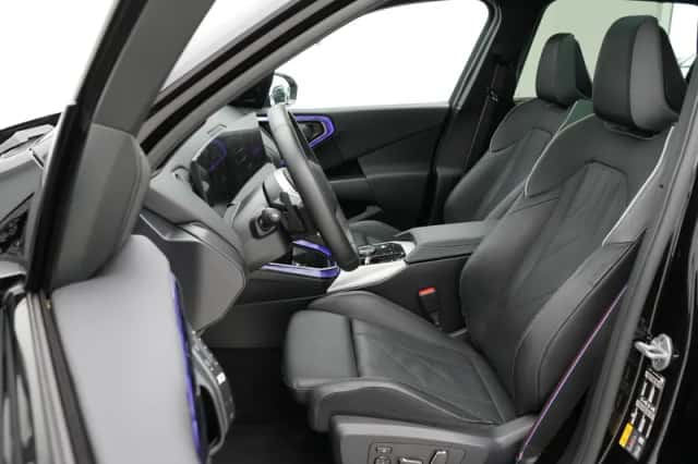 BMW X3 (2025) thumbnail 5