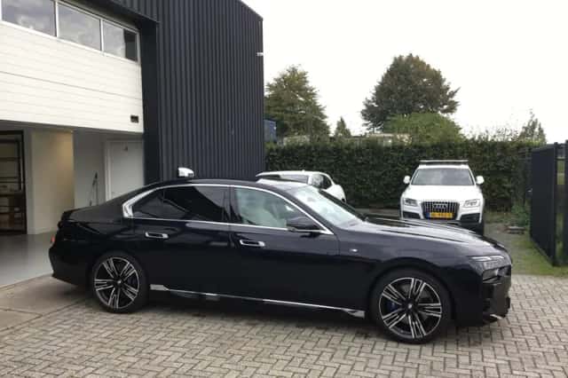 BMW 7-Serie (2024) thumbnail 4