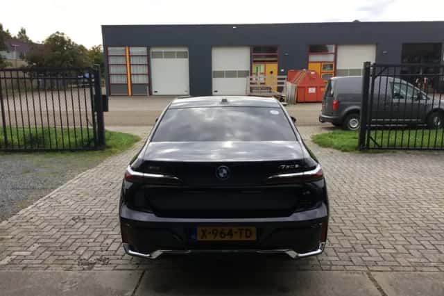 BMW 7-Serie (2024) thumbnail 6