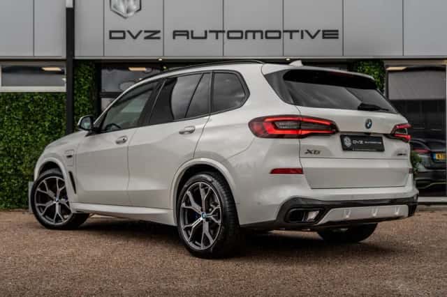 BMW X5 (2022) thumbnail 4