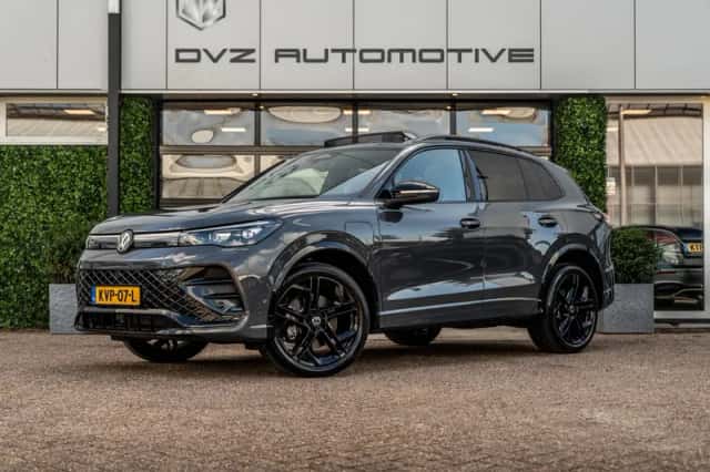Volkswagen Tiguan (2025) thumbnail 1