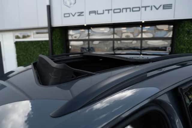 Volkswagen Tiguan (2025) thumbnail 3