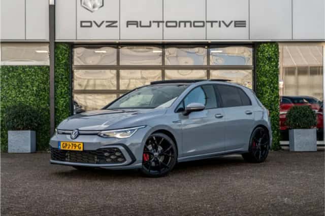Volkswagen Golf (2024) thumbnail 1
