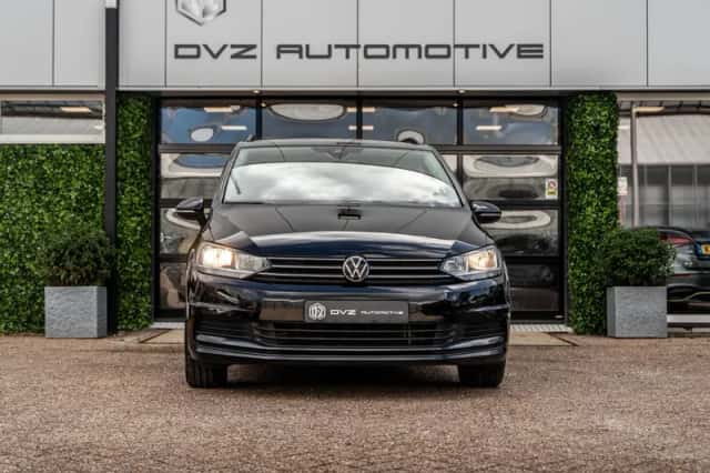 Volkswagen Touran (2023) thumbnail 6