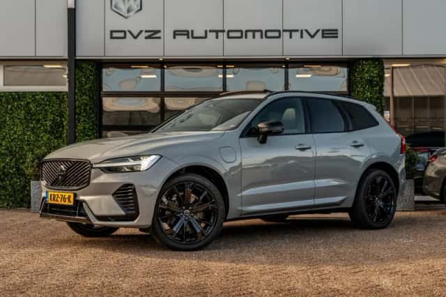 Volvo XC60 (2025) thumbnail 1