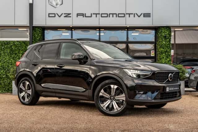 Volvo XC40 (2023) thumbnail 6