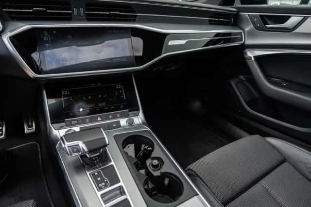 Audi A6 (2023) thumbnail 2