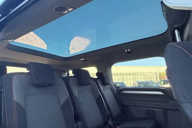 Volkswagen e-Transporter (2025) thumbnail 3