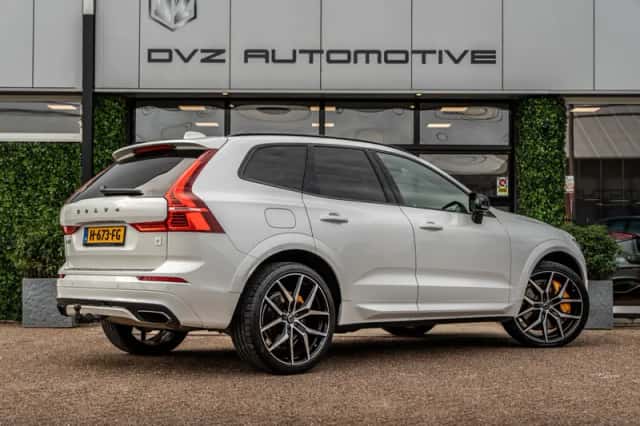Volvo XC60 (2020) thumbnail 4