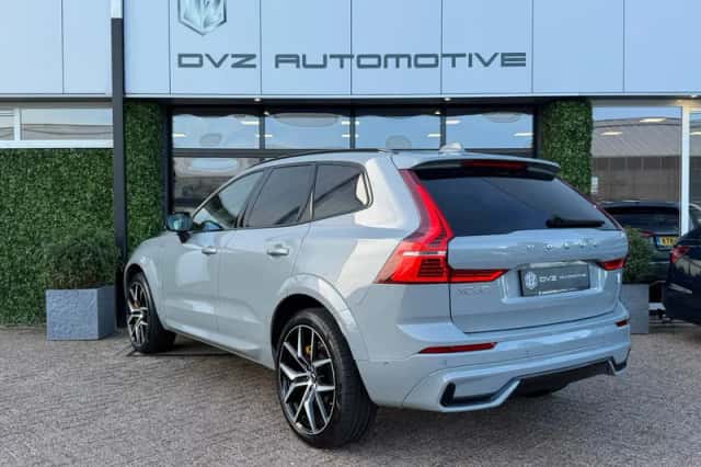 Volvo XC60 (2024) thumbnail 4