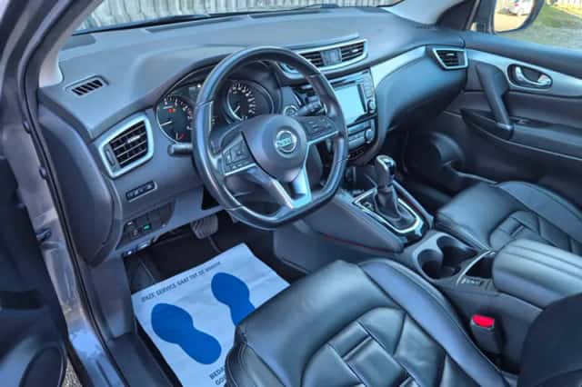Nissan Qashqai (2021) thumbnail 3