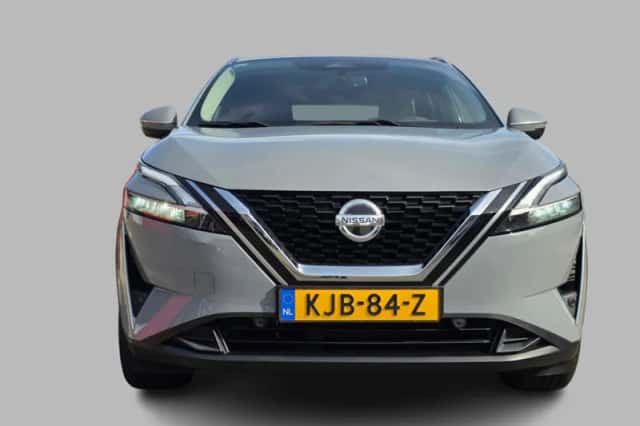 Nissan Qashqai (2022) thumbnail 4