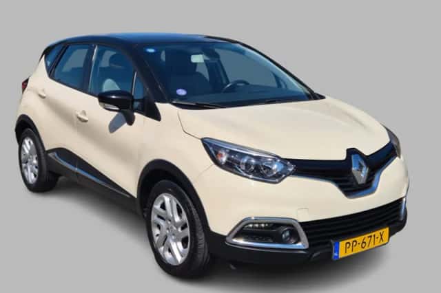 Renault Captur (2017) thumbnail 2