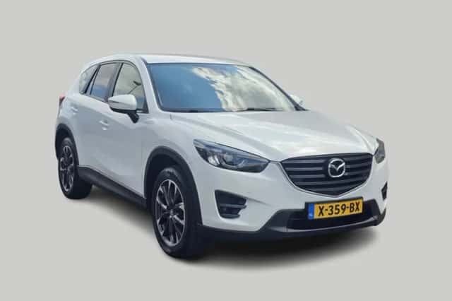 Mazda CX-5 (2015) thumbnail 2