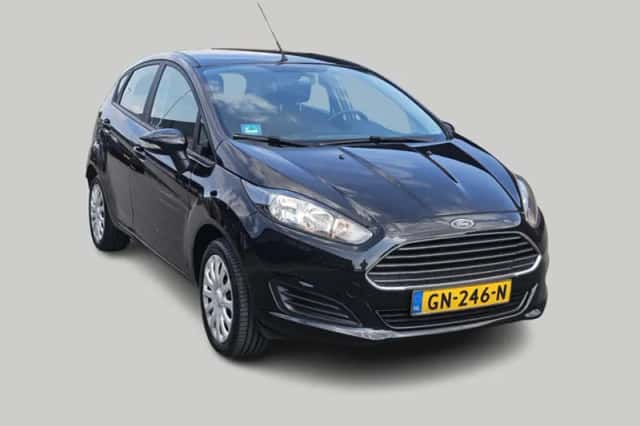 Ford Fiesta (2015) thumbnail 2