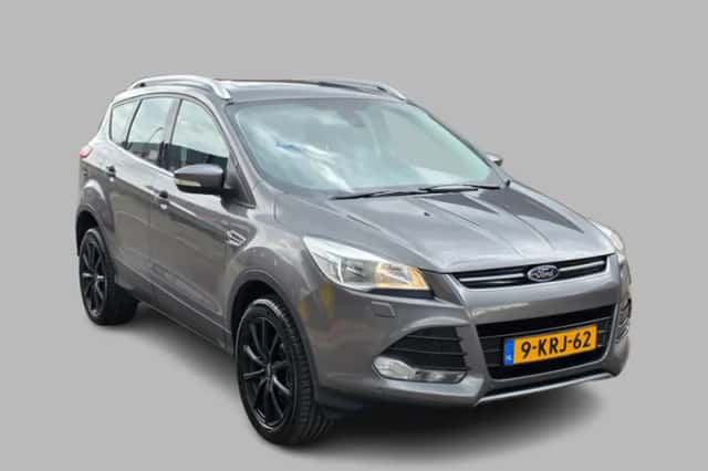 Ford Kuga (2013) thumbnail 2