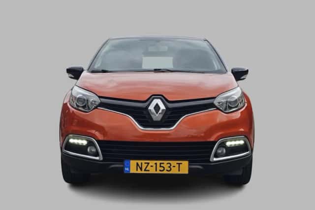 Renault Captur (2014) thumbnail 4