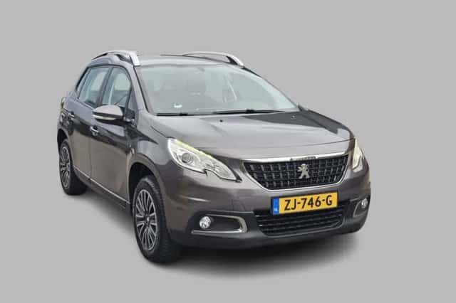 Peugeot 2008 (2017) thumbnail 2