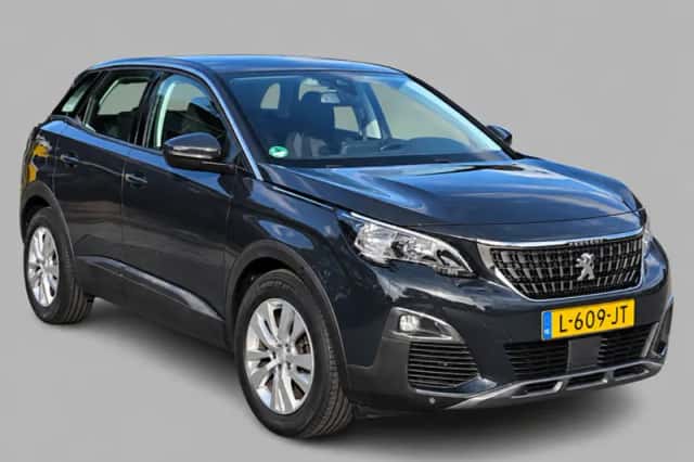 Peugeot 3008 (2020) thumbnail 2
