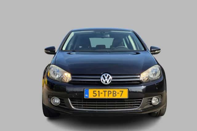 Volkswagen Golf (2011) thumbnail 4