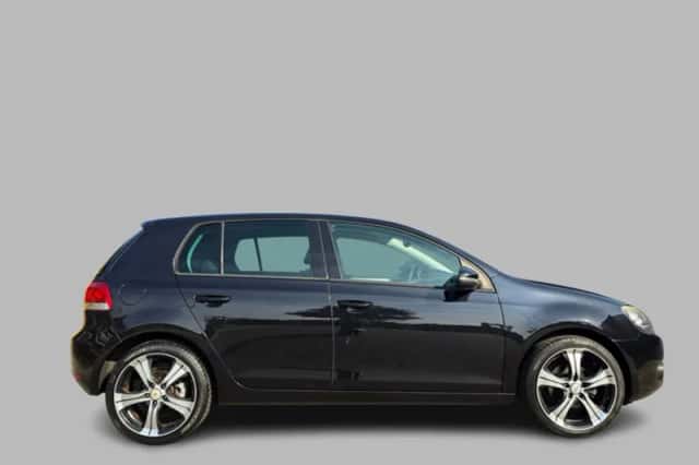 Volkswagen Golf (2011) thumbnail 5