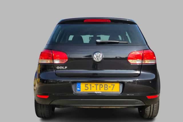 Volkswagen Golf (2011) thumbnail 6