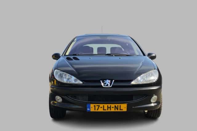 Peugeot 206 (2003) thumbnail 3