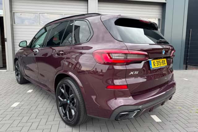 BMW X5 (2020) thumbnail 2